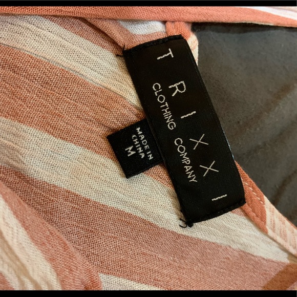 NWOT Pink and White Romper - Picture 4 of 5